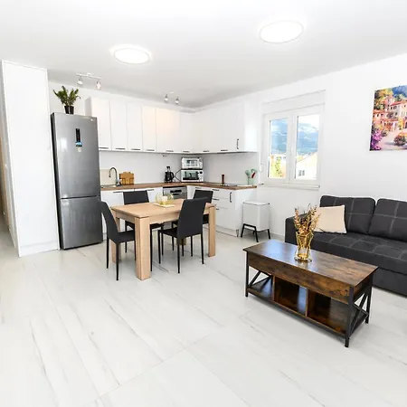 Ivka Apartment Kaštela